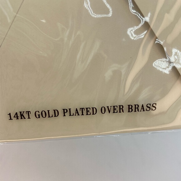 Rae Dunn Necklace in Card - Picture 4 of 4